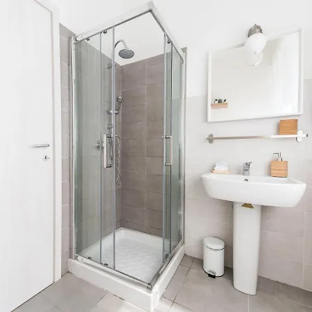 Blunotte - Piazza Arbarello Otel
